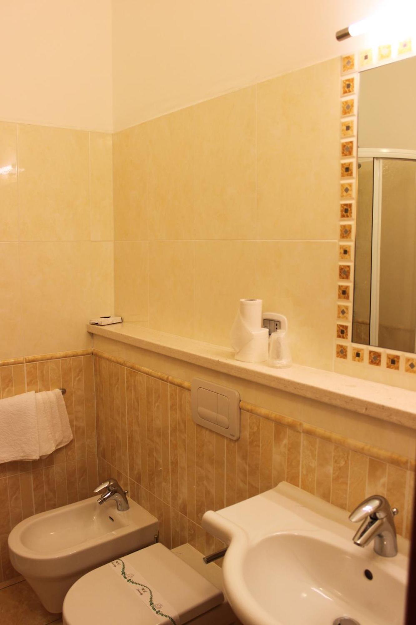 Hotel Sette E Mezzo Castelluccio Superiore Phòng bức ảnh